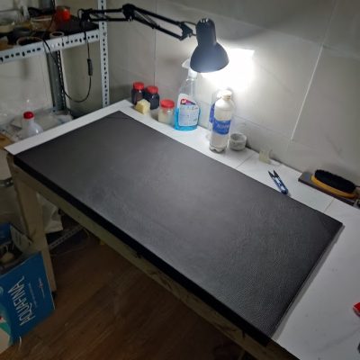 Tấm lót bàn làm việc da bò loại gấp cạnh