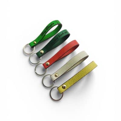 Móc khóa da bò khắc tên miễn phí